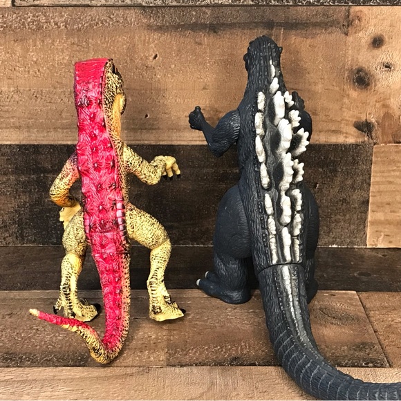 Vintage Godzilla T-Rex Lot 1998-2002 Toho Trendmaster 6” Figures Adult & Baby - Picture 7 of 10